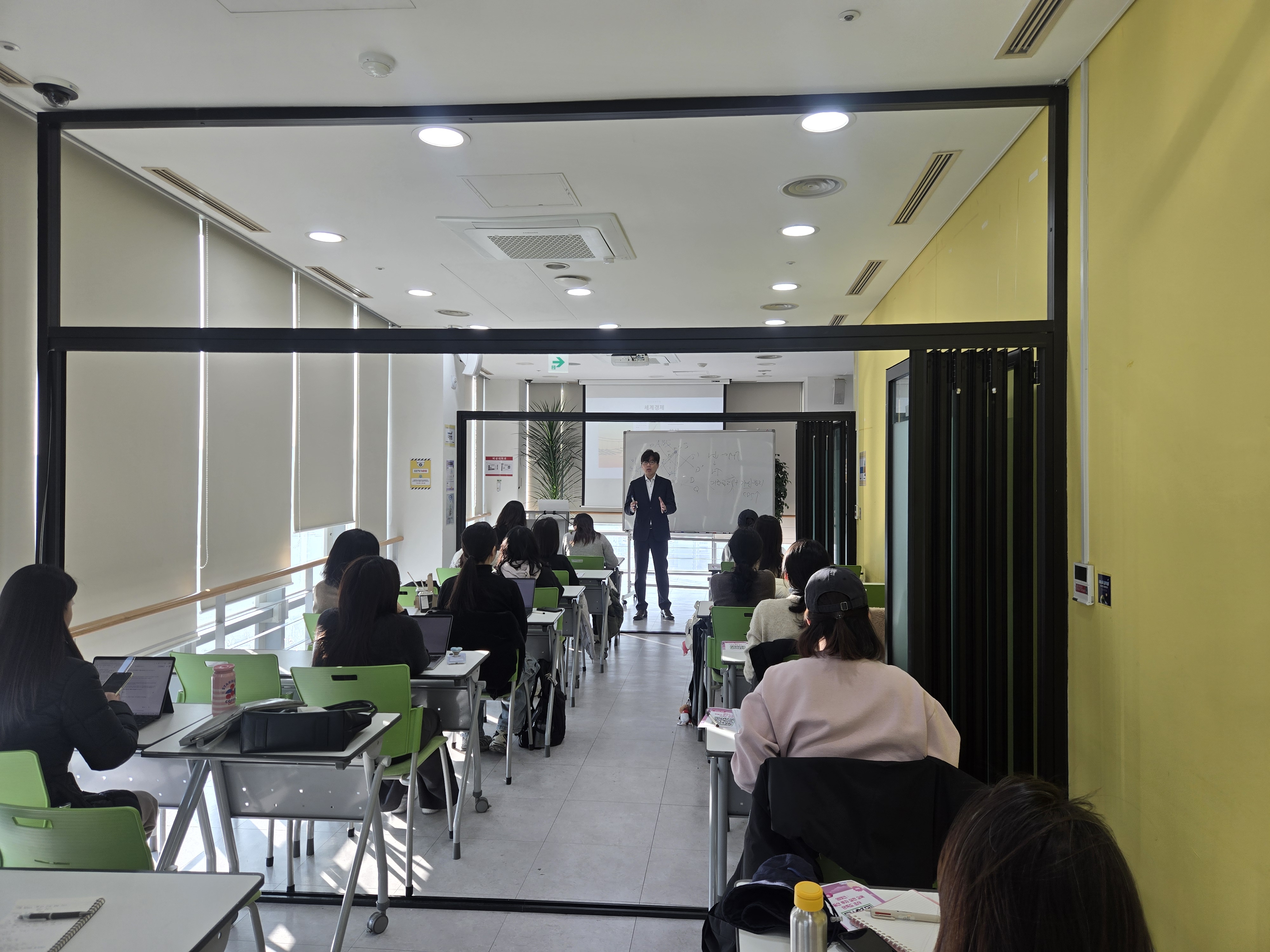 KakaoTalk2025120210565023001